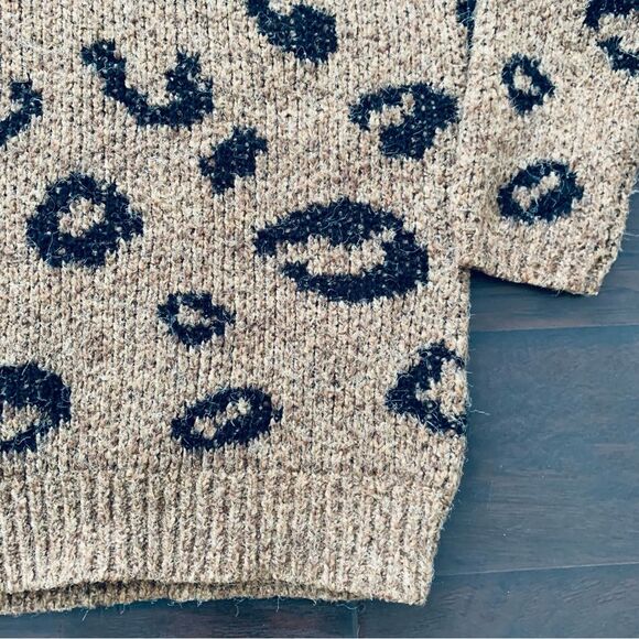 Universal Threads Golden Tan Leopard Print Wool Knit Sweater Top/Tunic Dress XS - Picture 4 of 6